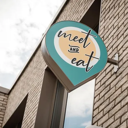 Hendi Centrum * Piest'any